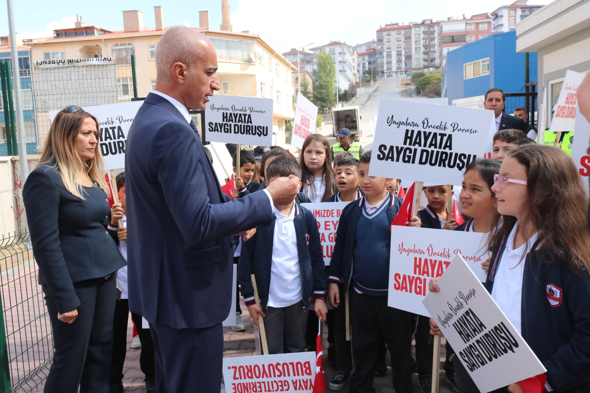 Gölbaşı’nda yaya geçidi uygulaması