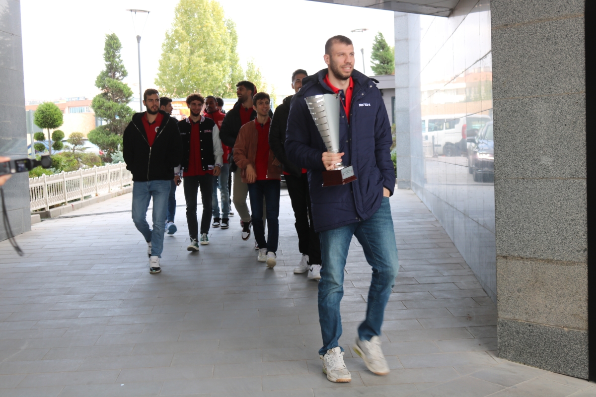 Gölbaşı Belediyesi TED Ankara Kolejlilerden ziyaretler