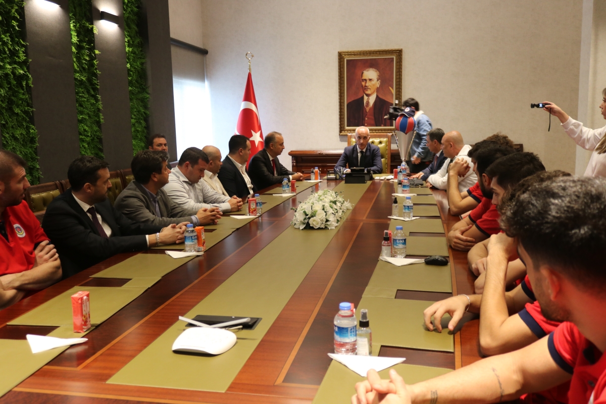 Gölbaşı Belediyesi TED Ankara Kolejlilerden ziyaretler