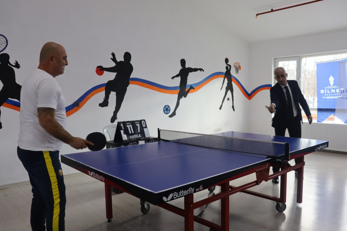 Gölbaşı’nda öğretmenler arası masa tenisi turnuvası sona erdi