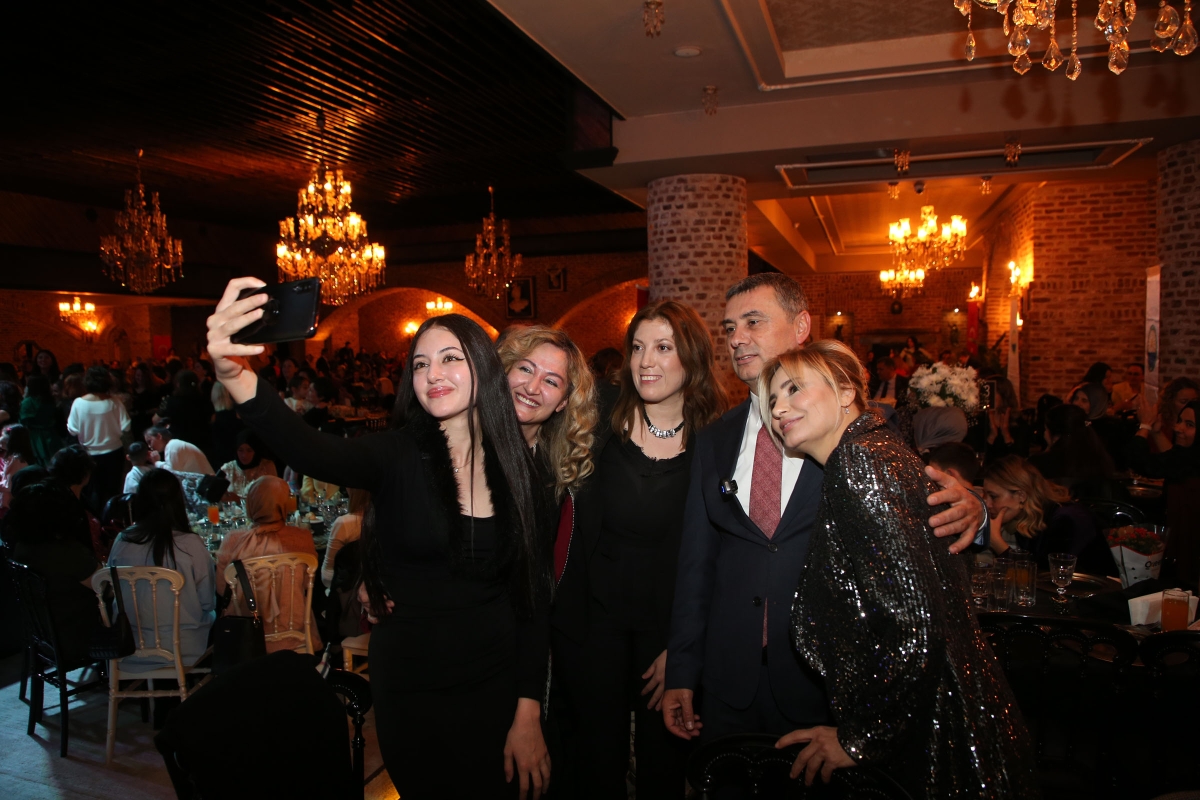 Başkan Şimşek öğretmenlerle bir araya geldi