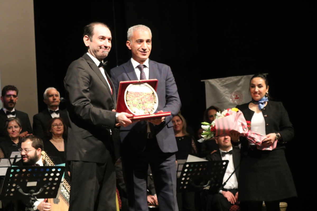 Gölbaşı’nda Türk Halk Müziği Konseri Verildi