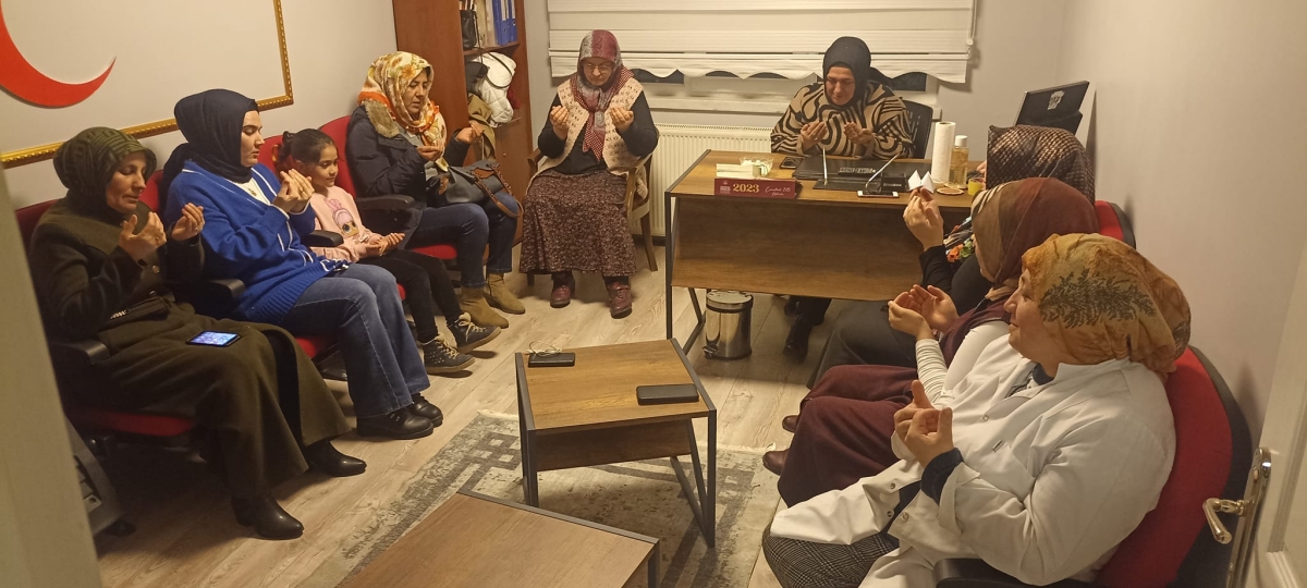 MHP Gölbaşı İlçe Başkanlığı depremzedeler için mevlit okuttu