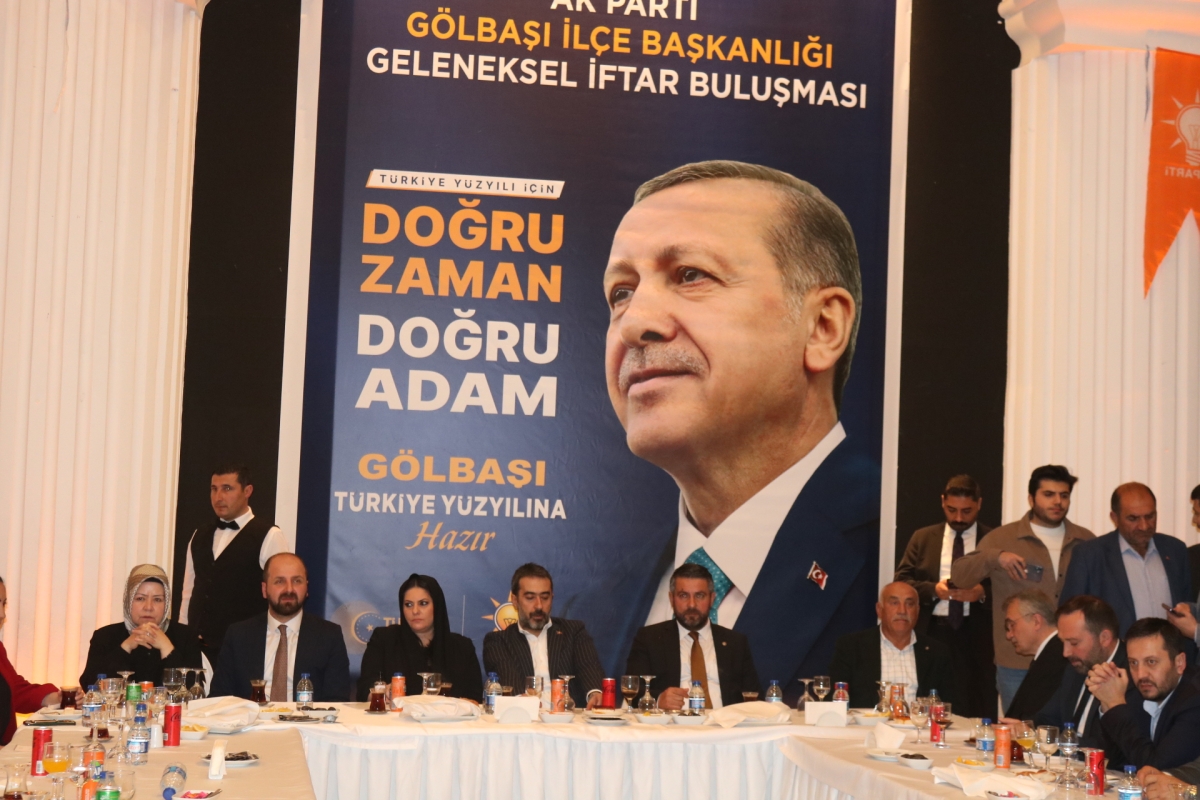 AK Parti Gölbaşı İlçe Teşkilatı iftar programında bir araya geldi