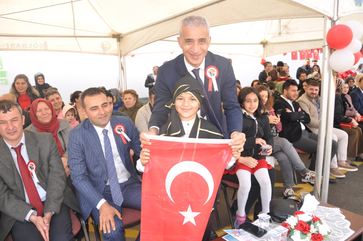 Gölbaşı'nda 23 Nisan coşkusu