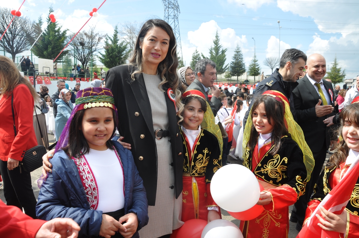 Gölbaşı'nda 23 Nisan coşkusu