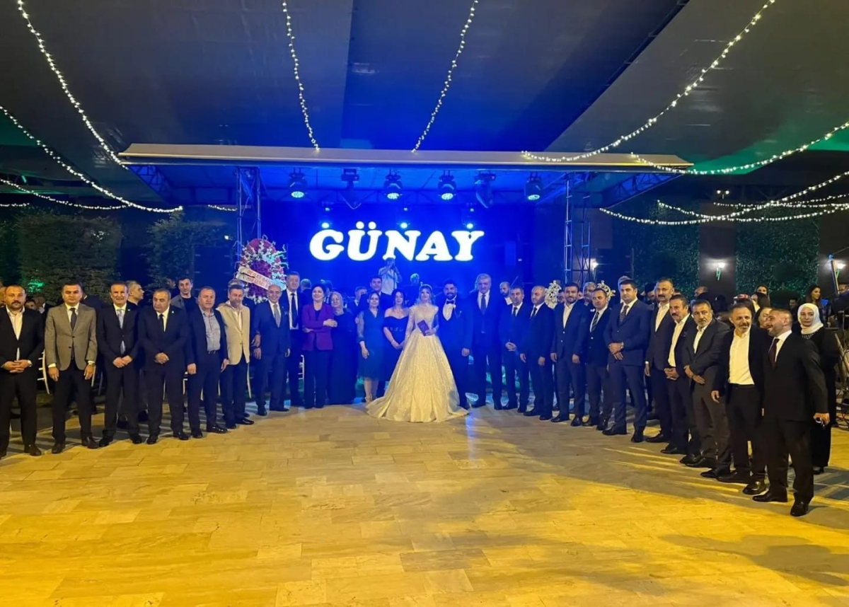 Tanrıverdi Ailesinin Mutlu Günü