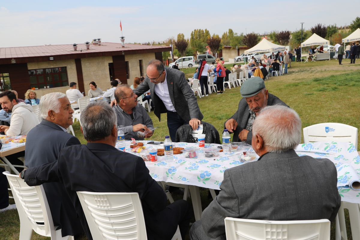 CHP'den birlik beraberlik pikniği
