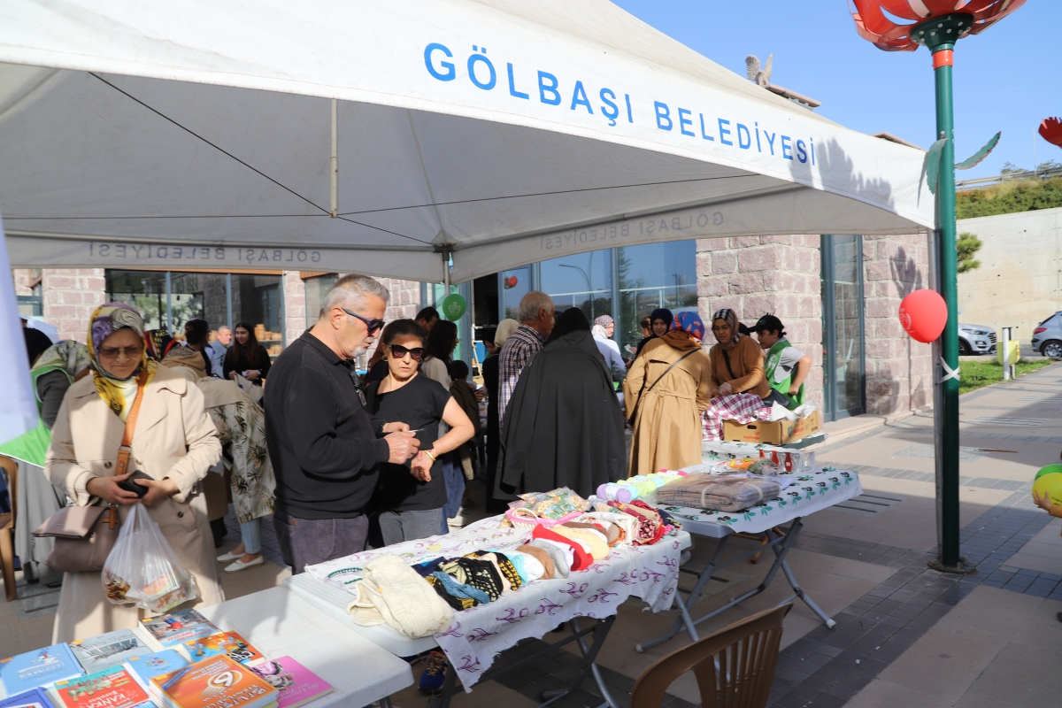 Filistin'e Destek Kermesi yoğun ilgi gördü