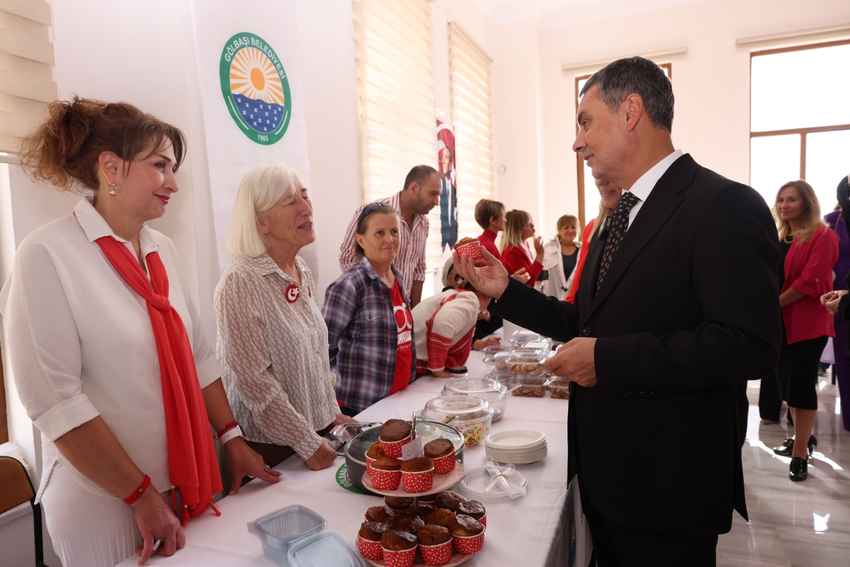 Kızılcaşar Kültür Merkezi’nde el emeği göz nuru ürünler sergilendi