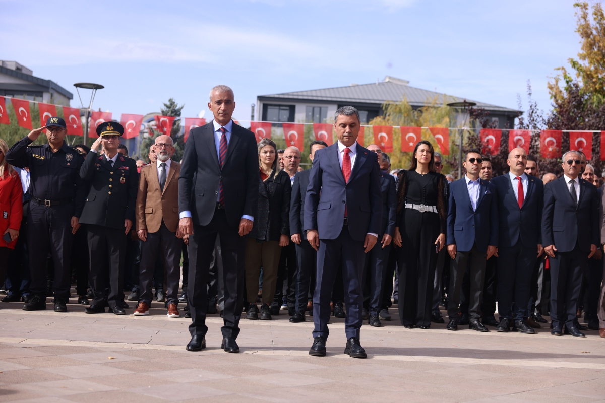 Gölbaşı’nda 29 Ekim Cumhuriyet Bayramı’nın 100. Yıl dönümü resmî törenle kutlandı
