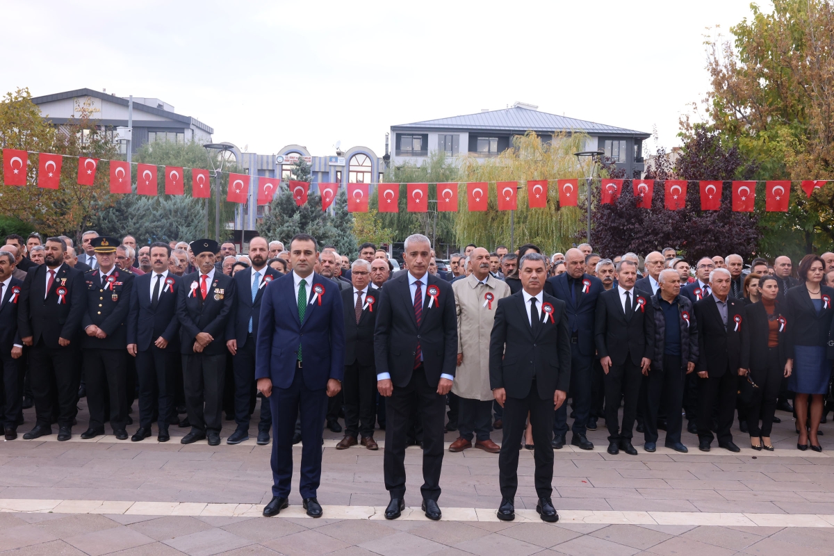 Gölbaşı’nda 10 Kasım Atatürk'ü Anma töreni düzenlendi