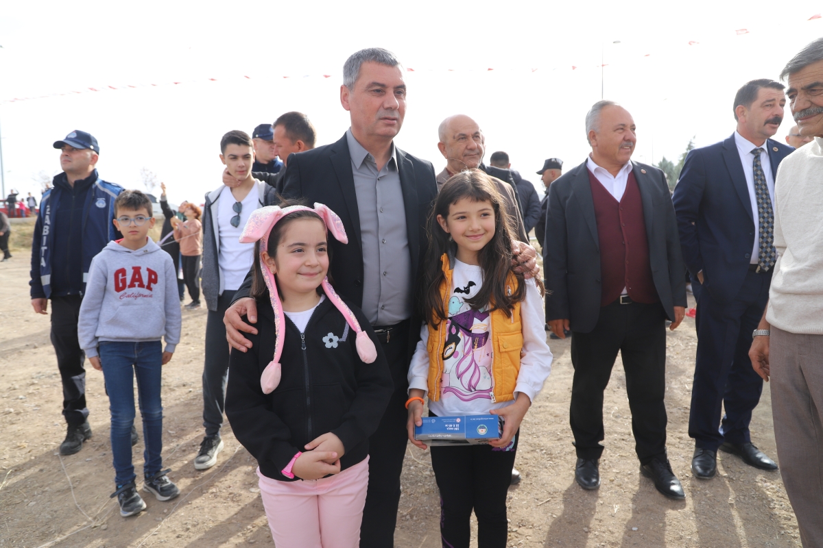 Gölbaşı'nda ‘Uçurtma Festivali’ düzenlendi