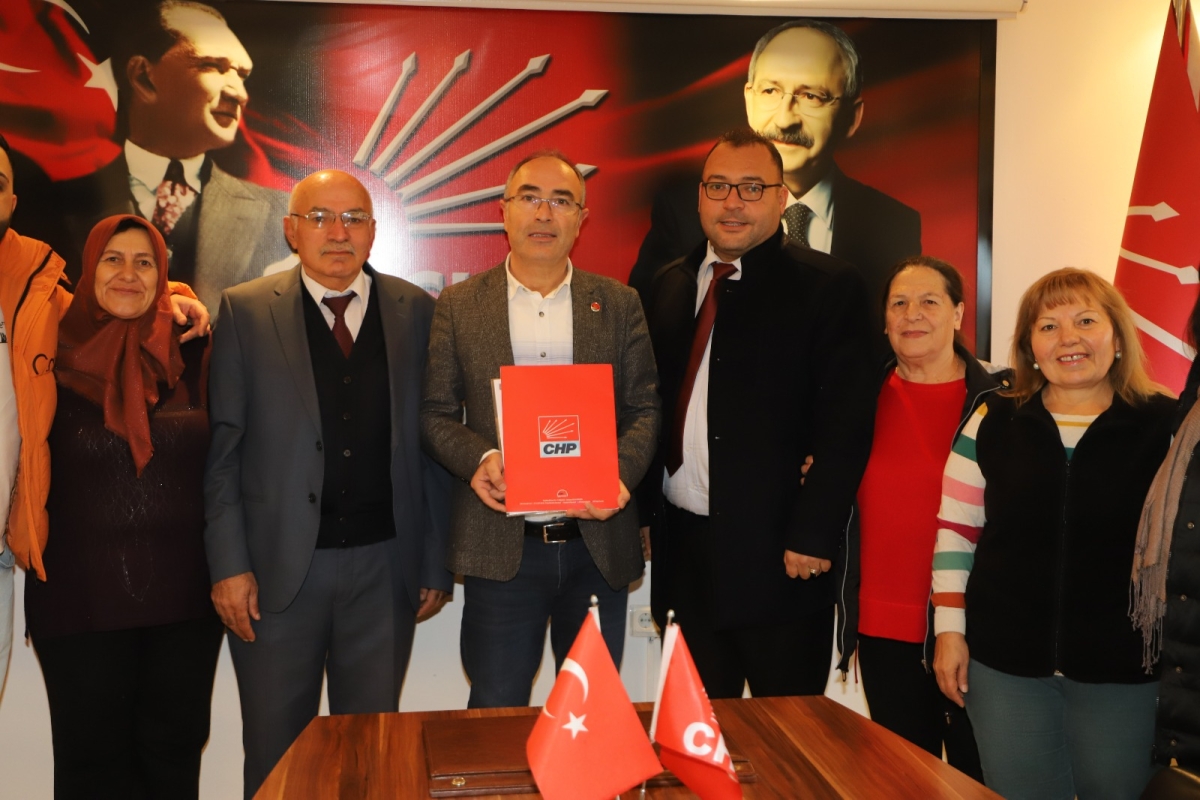 Övünç Aksakal, CHP Gölbaşı Belediye Meclis Üyesi aday adaylığı için başvurdu