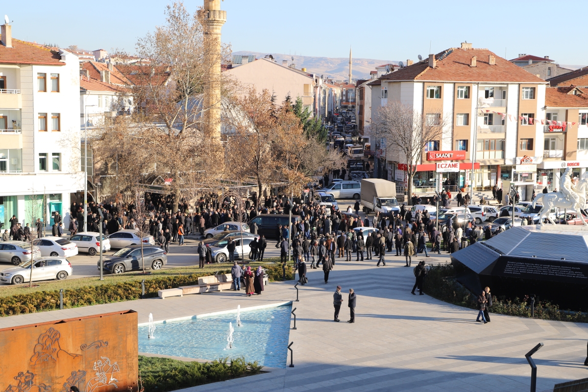 Gölbaşı Eski Belediye Başkanı Dr. Cevdet Kara son yolculuğuna uğurlandı