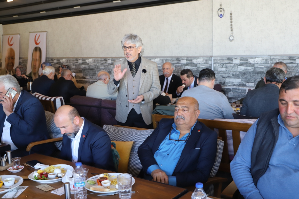 YRP Gölbaşı Belediye Başkan Adayı Salih Aydemir, Muhtarlarla Buluştu