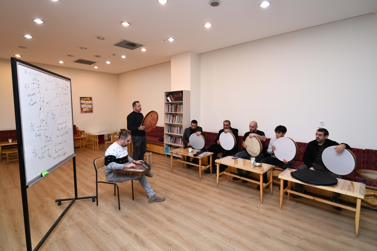 KÜLTÜR VE SANATTA MERKEZ; ‘‘PURSAKLAR’’