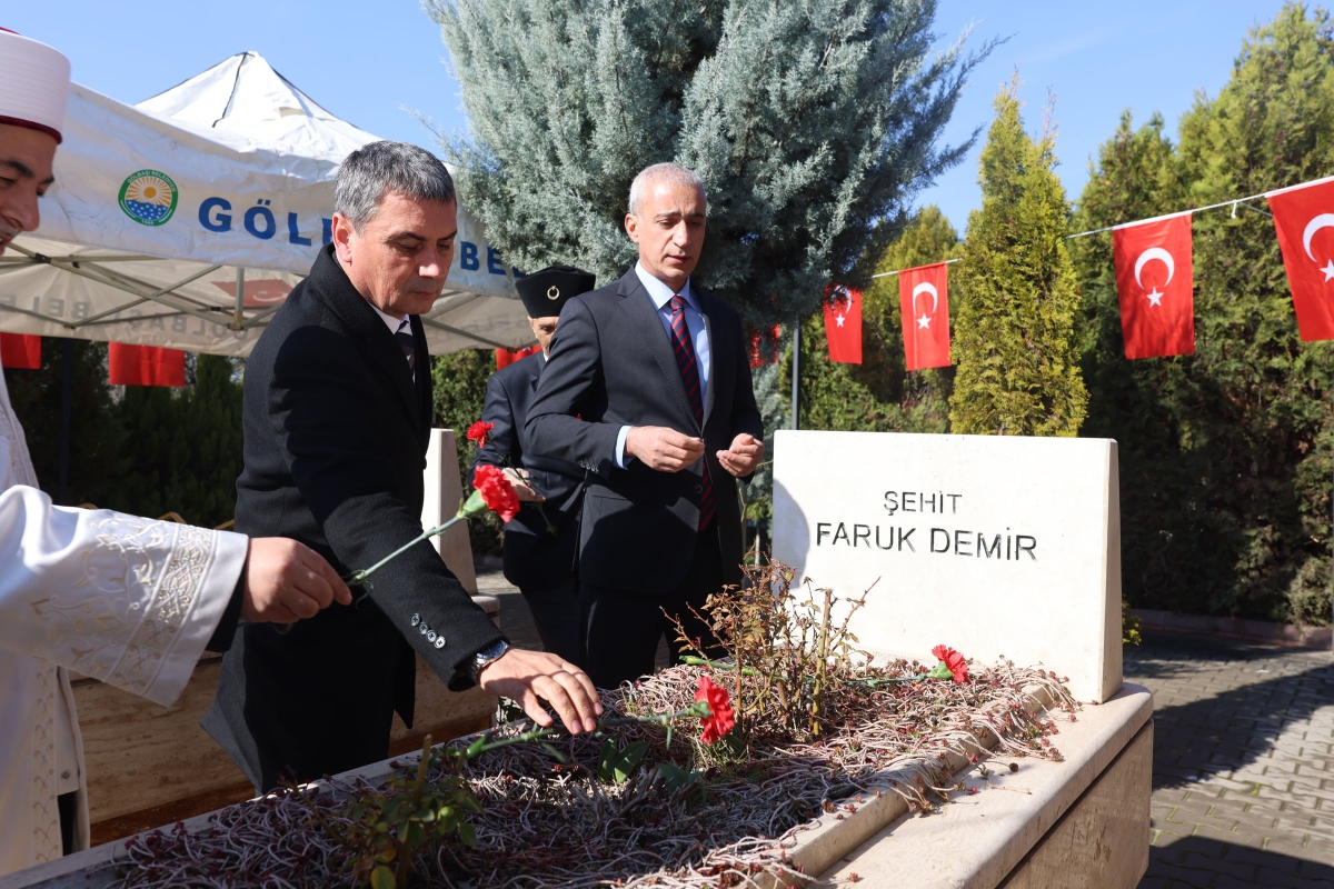 ÇANAKKALE ZAFERİ’NİN 109. YIL DÖNÜMÜNDE ŞEHİTLER ANILDI