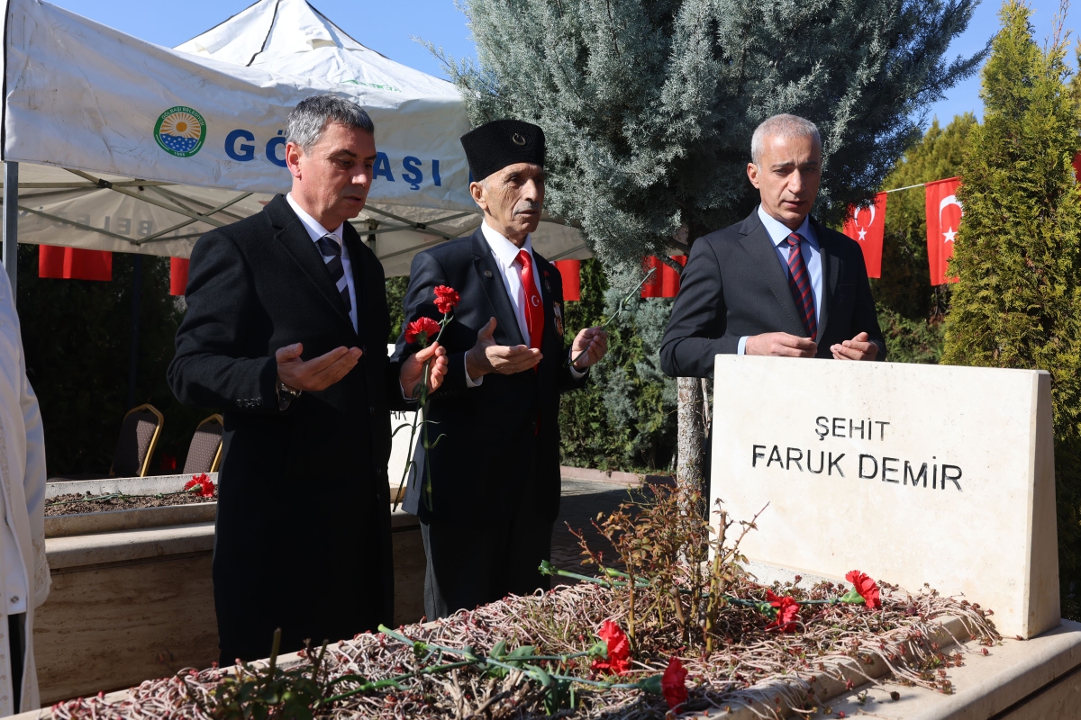 ÇANAKKALE ZAFERİ’NİN 109. YIL DÖNÜMÜNDE ŞEHİTLER ANILDI