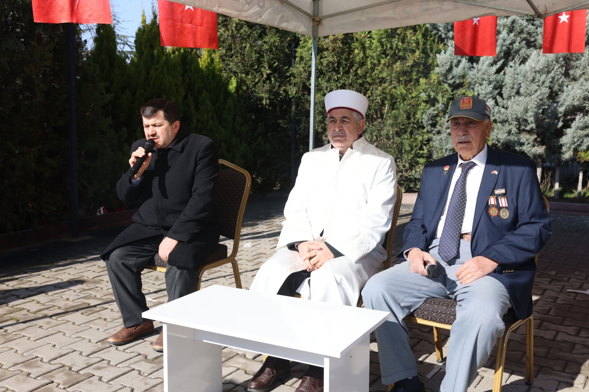 ÇANAKKALE ZAFERİ’NİN 109. YIL DÖNÜMÜNDE ŞEHİTLER ANILDI