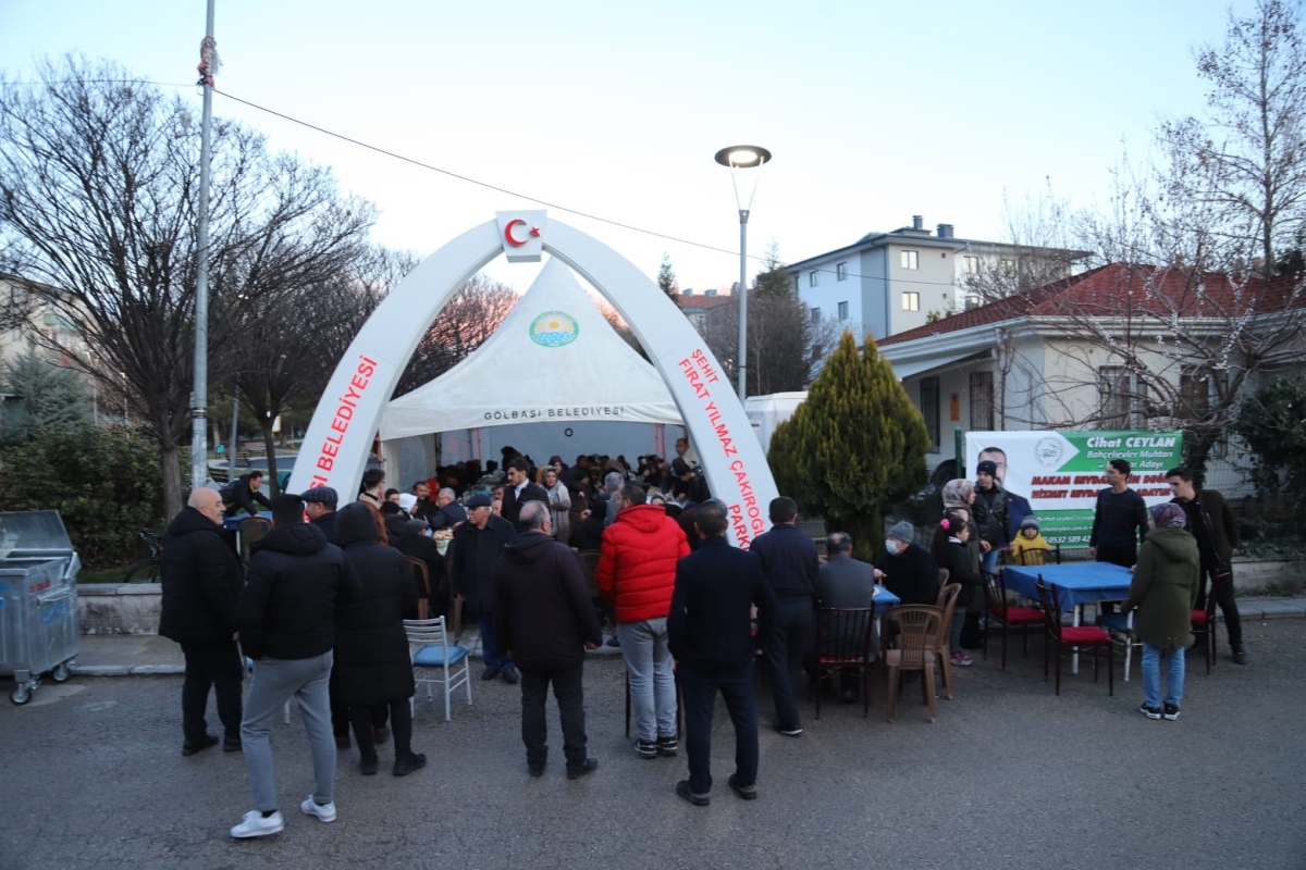 BAHÇELİEVLER MUHTARLIĞINDAN İFTAR
