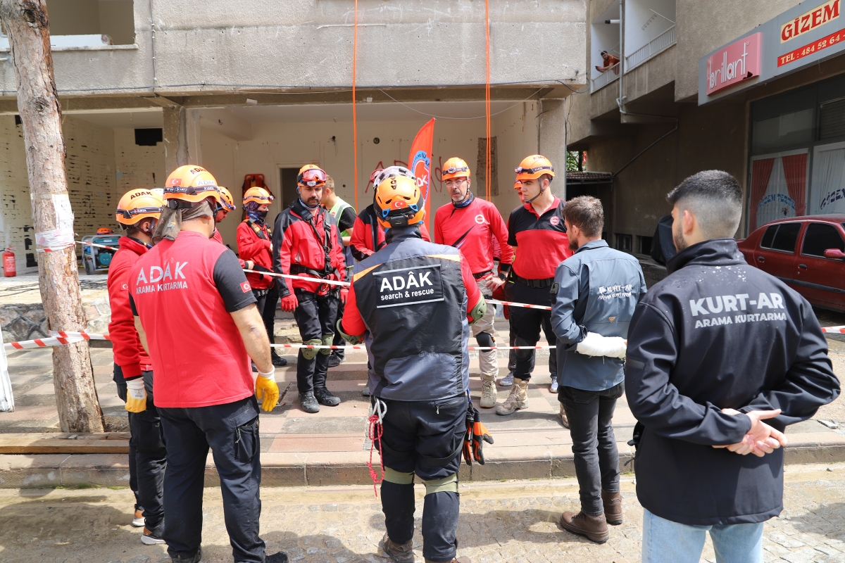 ADAK’TAN NEFES KESEN TATBİKAT