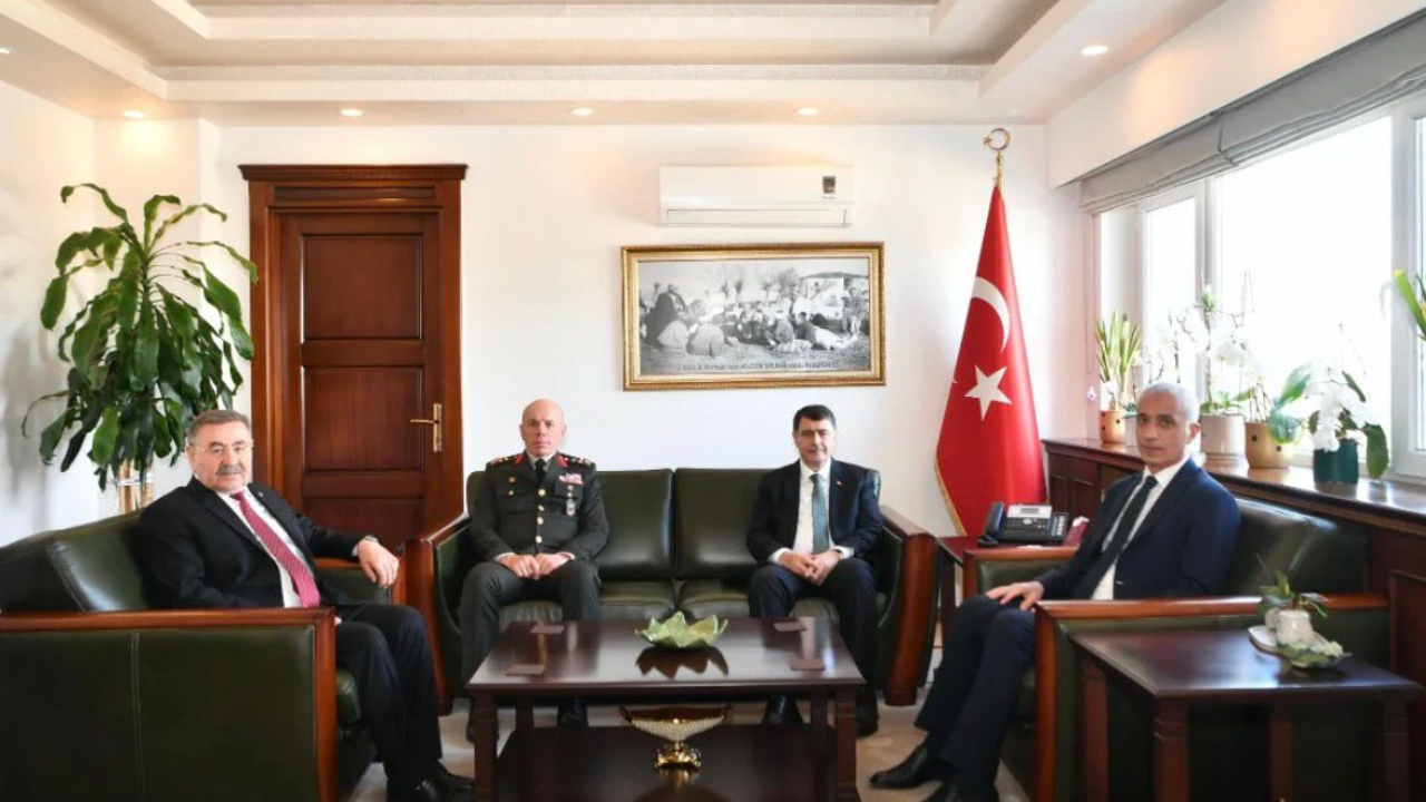 Vali Vasip Şahin’den İlçeye Ziyaret