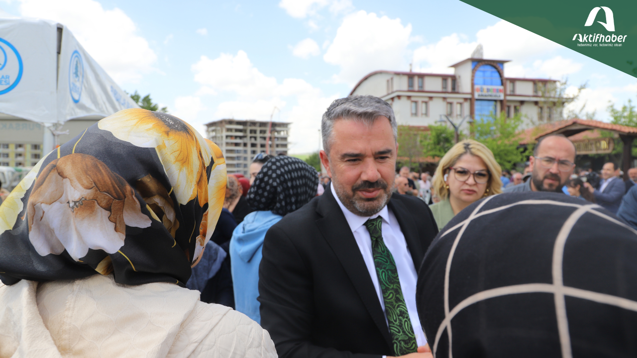 Pursaklar’da Ata Tohumu Fideleri Vatandaşlarla Buluştu