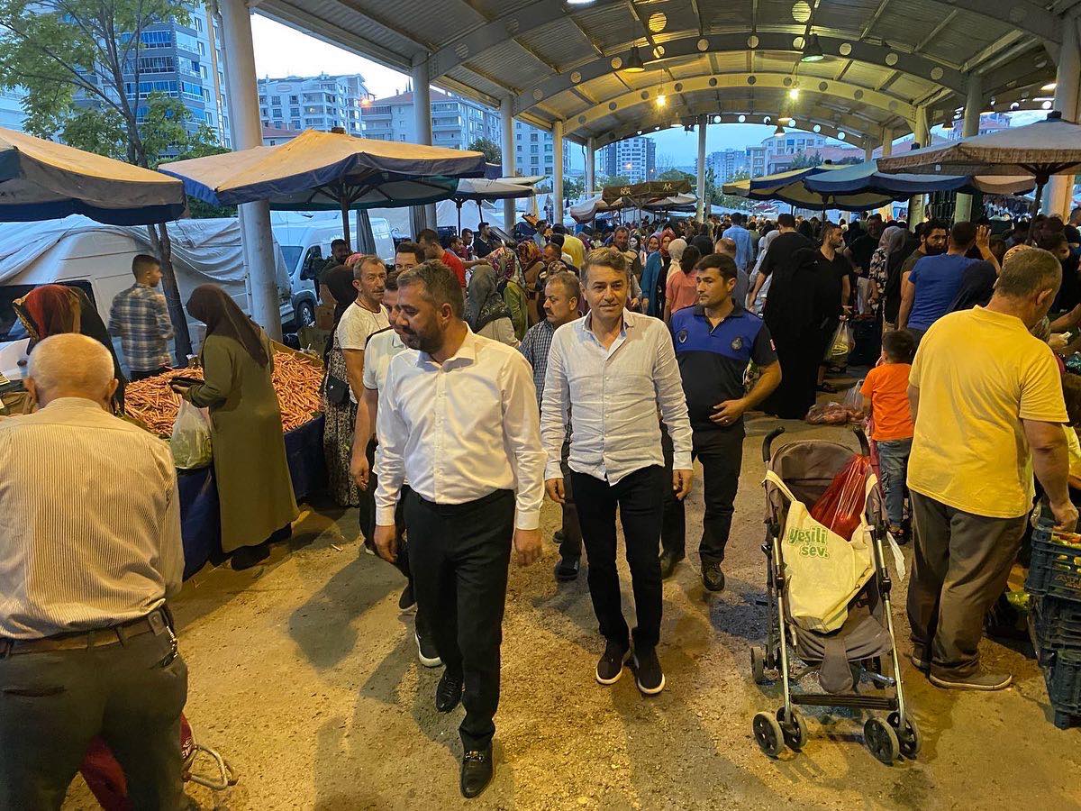 Başkan Ertuğrul Çetin'den Halk Sağlığı İçin Pazar Denetimi
