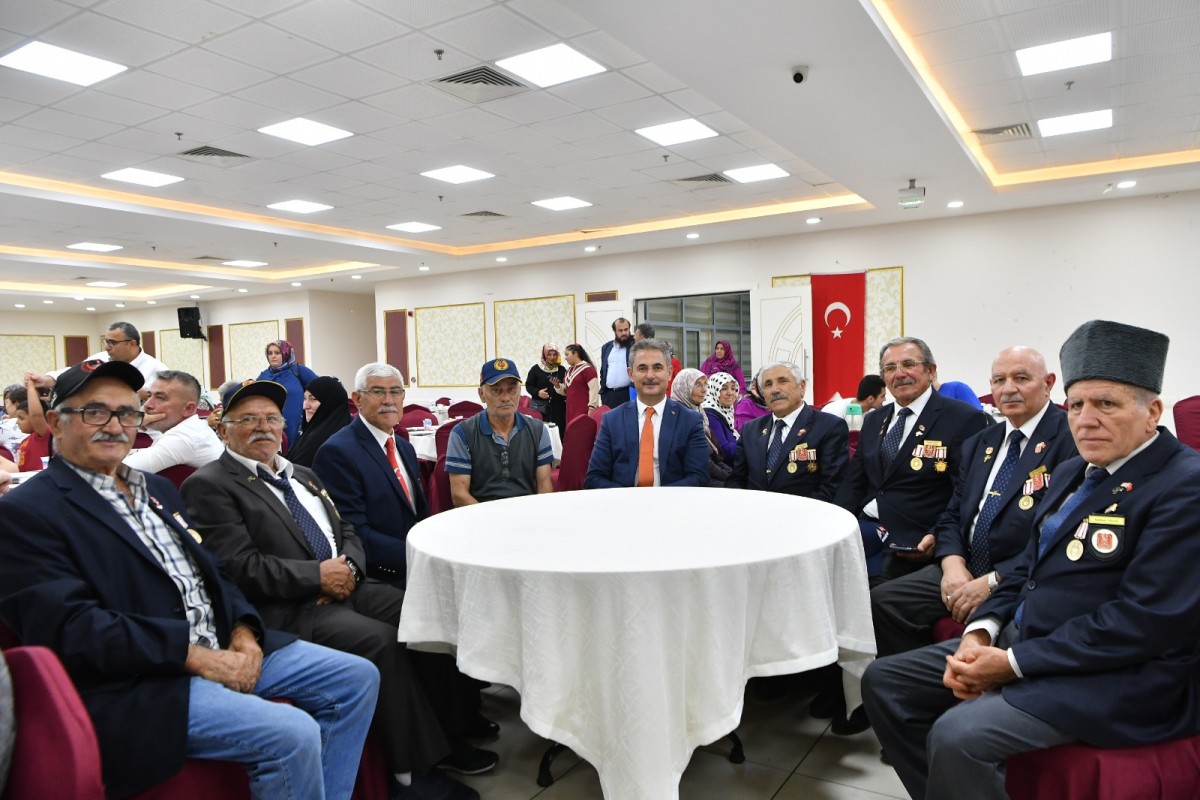 Başkan Murat Köse Gazilerle Buluştu