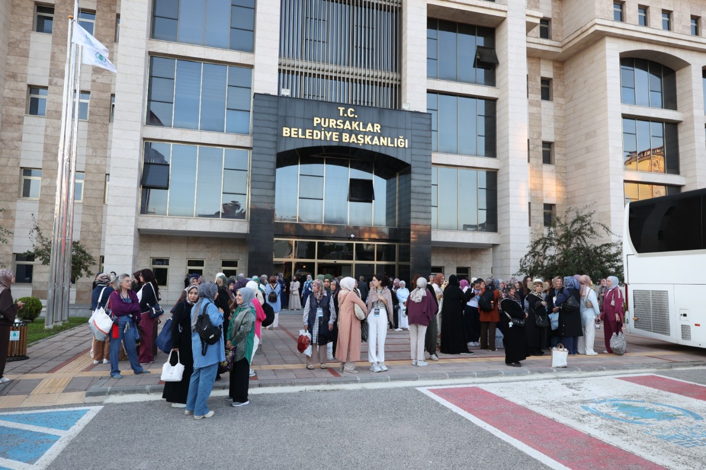 Pursaklar'da Kültür Yolculuğu Başladı: İlk Kafile Uğurlandı