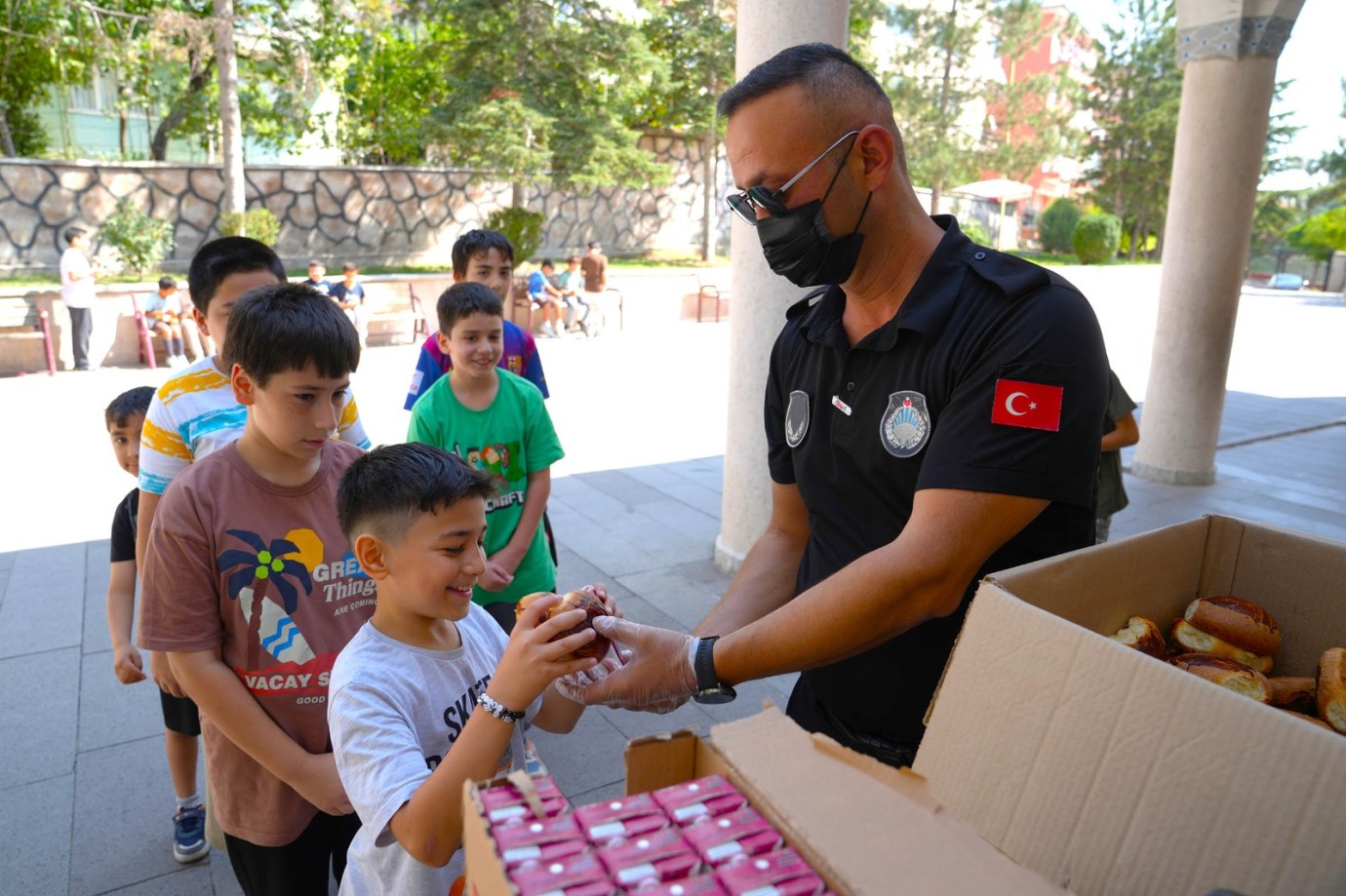 KEÇİÖREN BELEDİYESİNDEN YAZ KUR'AN KURSLARINA İKRAM DESTEĞİ