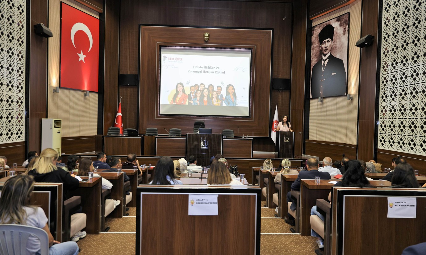 PERSONELE “HALKLA İLİŞKİLER VE KURUMSAL İLETİŞİM” EĞİTİMİ VERİLDİ