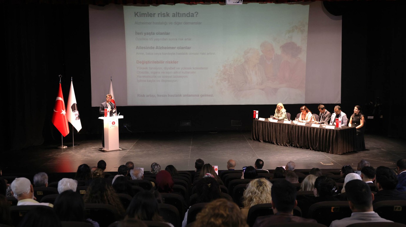 KEÇİÖREN’DE DÜNYA YAŞLILAR GÜNÜ’NE ÖZEL GERİATRİ PANELİ
